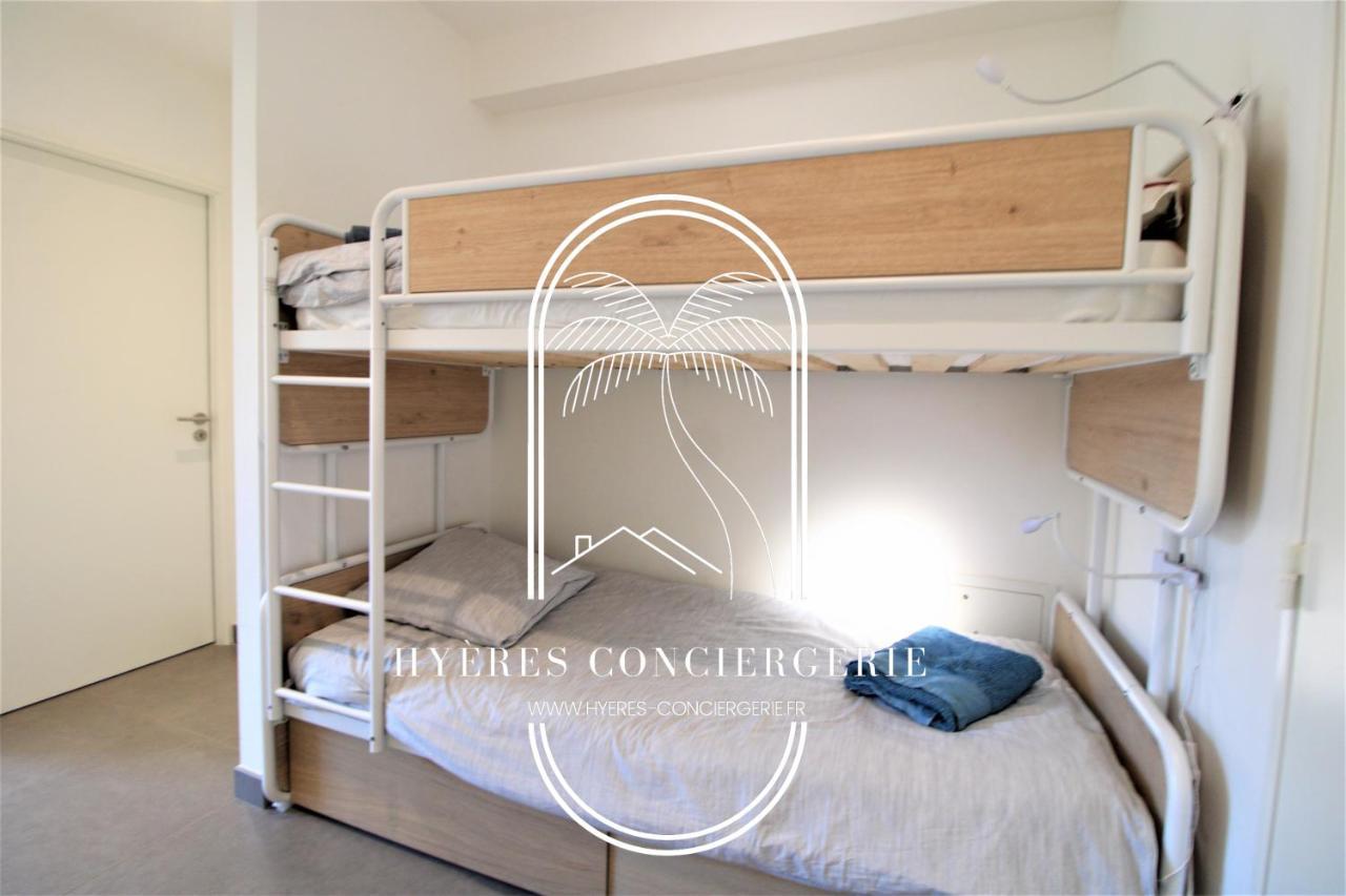 Villa Antoine Appartement Rdj Vue Mer Clim Wifi Parking Plage 50M La Garonne Le Pradet Exteriör bild