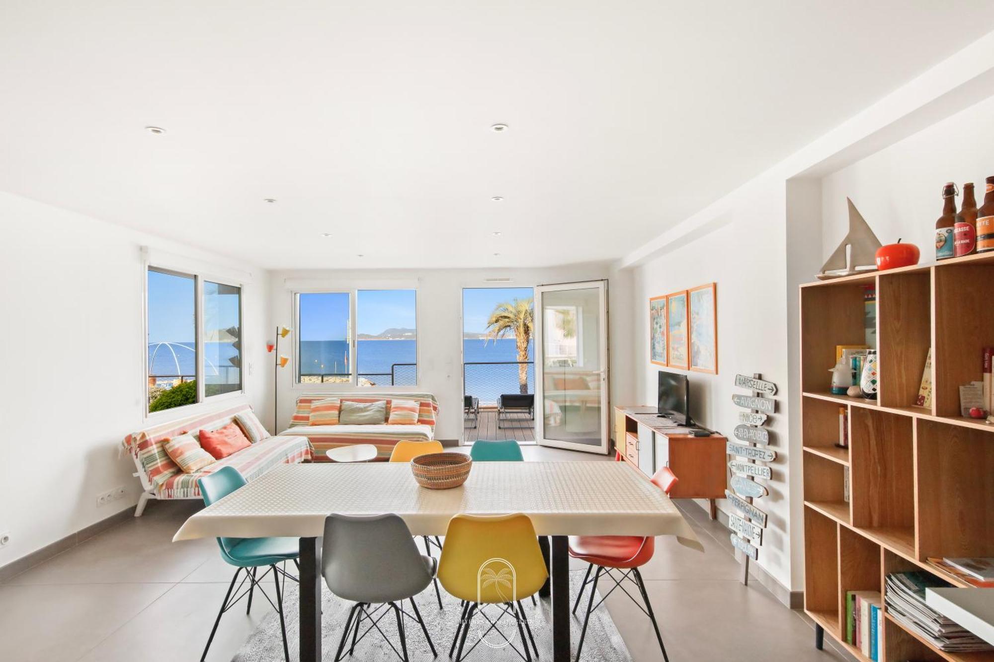 Villa Antoine Appartement Rdj Vue Mer Clim Wifi Parking Plage 50M La Garonne Le Pradet Exteriör bild